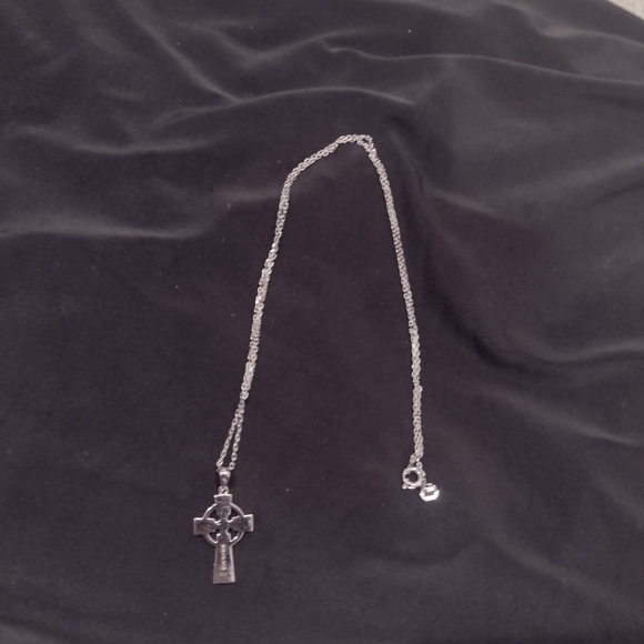 Celtic Silver Cross Pendant Necklace - Picture 3 of 4
